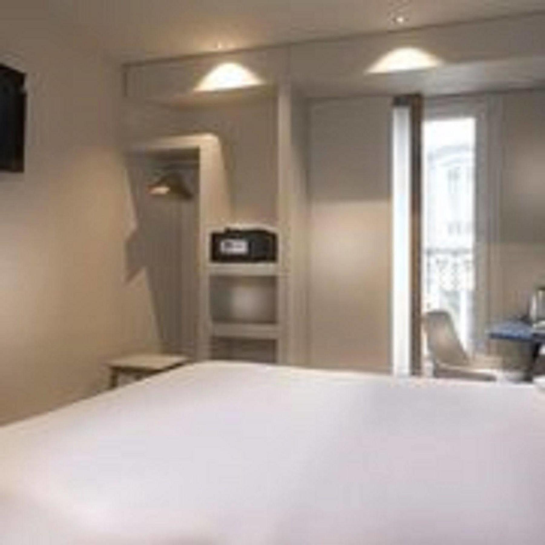 Hotel Andrea Paris Exteriör bild